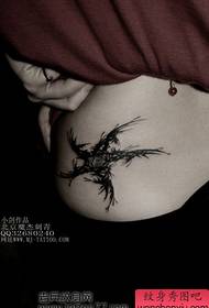 popularny wzór tatuażu pentagram piękny talia