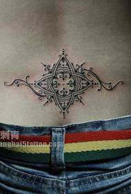 modello di tatuaggio totem stile India in vita