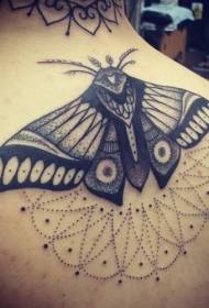 wzór tatuażu czarny motyl z powrotem wzór ciernia