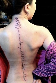 ženské späť chrbtice módne písmeno tetovanie postava