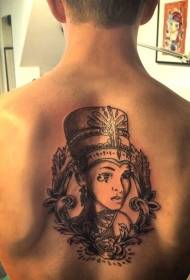 Perempuan kulit hitam Mesir dengan pola tato punggung