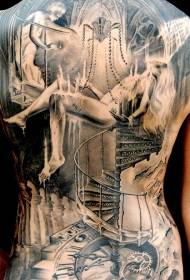階段と時計の入れ墨のパターンを持つバックダークグレースタイルの神秘的な女性