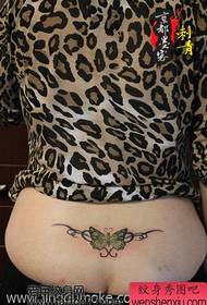 Tus npauj npaim zoo nkauj tattoo qauv ntawm lub duav
