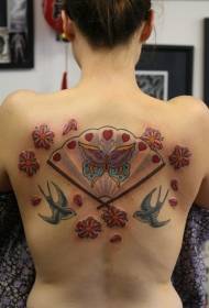 jenter tilbake flotte farger sommerfugl svelger med fan blomst tatovering mønster