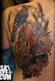 nazaj čudovito večbarvno zlomljeno drevo in ptičje jagodičje cvetje tatoo vzorec