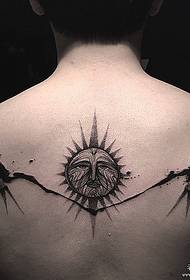 nyuma jua totem mstari ubunifu muundo wa tattoo