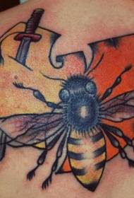 hát rajzfilm stílusú színes méhek és vicces szimbólum tetoválás minta