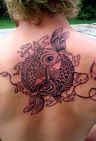 indietro tatuaggio yin e yang koi