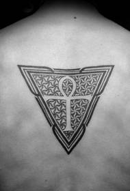 segitiga hitam kembali dengan pola tato salib Mesir