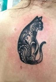 kleng frësch Kaz Tattoo Meedchen zréck Kitten Tattoo Bild