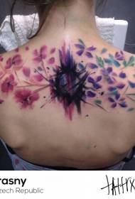 Atrás bonito pintado de varios patróns de tatuaxes florais