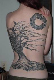 hrbtni črni suh drevesni model tatoo