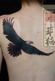 ritornu mudellu di tatuaggi di eagle nero
