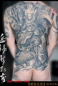 Dom 满 Dominantní černé a bílé tetování boha Erlang