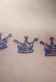 tre modele tatuazhesh të bukura të kurorës së pasme 75113 - Modeli i tatuazhit të kurorës së mbretit Back