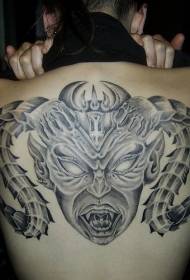 muguras dēmona briesmoņu ragu tetovējuma modelis