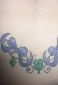kiuno cha zambarau uta na muundo wa tattoo ya majani-manne