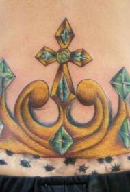 Татуировка с изображением золотой короны на спине