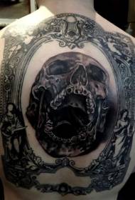 indietro enorme modello di tatuaggio misterioso in bianco e nero