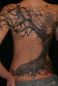 baykuş ve pusula dövme deseni ile tam arka kara kül ağacı
