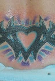 pas svetle črne oblike srca Totem Tattoo Pattern