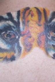 terug realistisch tijgeroog geschilderd tatoegeringspatroon