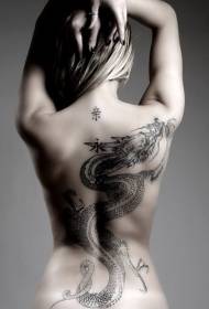 женская спина китайский стиль черный большой дракон татуировки