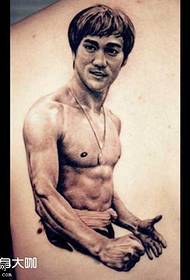 Indietro modello di tatuaggio realistico del ritratto di Wu Sheng Li Xiaolong