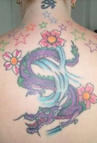 Motivo per tatuaggi color drago con stella e fiore sul retro