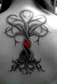 Tillbaka röd hjärtaform och tatueringsmönster för stort träd