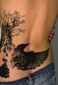 pás tetovanie vtákov a stromov