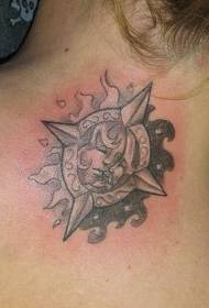 Modello tatuaggio tatuaggio sole e luna