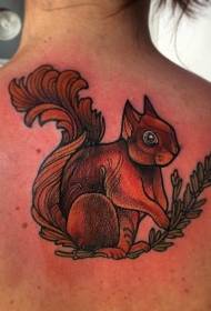 modello bellissimo tatuaggio dipinto scoiattolo posteriore