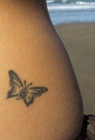 mbrapa modelin e thjeshtë të bukur të tatuazhit të fluturave