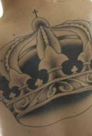 muguras lielais vainags melni pelēkais tetovējuma raksts