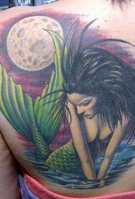 likod nga kolor nga sirena ug sumbanan nga tattoo sa bulan