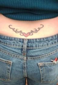 cuore ragazza a forma di cuore con motivo a tatuaggio di vite