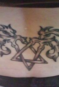 struk dva lišća ukrašena uzorkom tetovaže s petokrakom zvijezdom