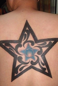 vyrų mados žvaigždės totemo nugaros tatuiruotė