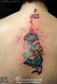 უკან მელნის გოგონა tattoo ნიმუში