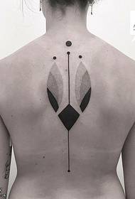 візерунок татуювання мистецтва тотем на хребті