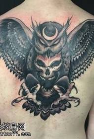 modello di tatuaggio aquila posteriore