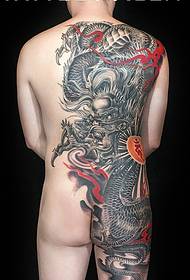 80 homes patrón de tatuaxe de dragón malvado