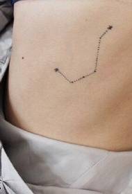 modello tatuaggio linea semplice punto spina
