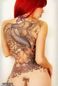 prachtich mermaid tattoo patroan op 'e rêch