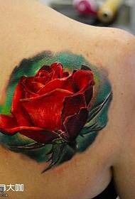 Артқы роза татуировкасы үлгісі