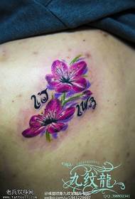 Model i Tattoo Lule Purple Purple