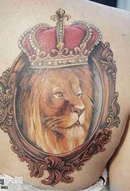 Nazaj Crown Lion Tattoo Vzorec