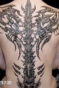Modello del tatuaggio dell'osso posteriore