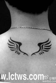 bumalik maliit na sariwang sariwang point thorn guwang na pattern ng tattoo ng wing